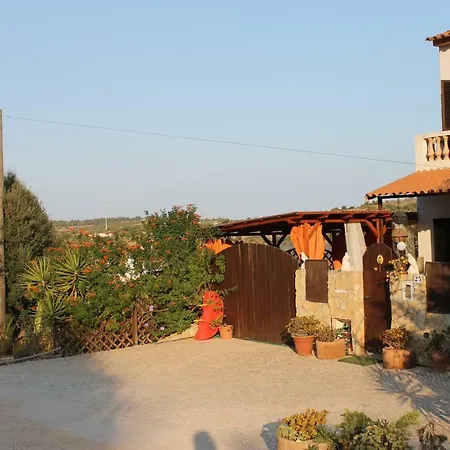 Holiday home Casa Encosta Do Sol *